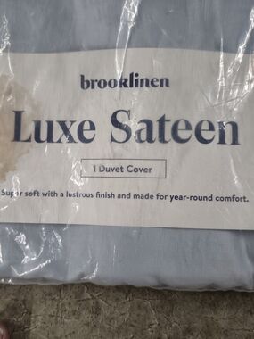 Brooklinen Luxe Sateen Duvet Cover - Light Blue